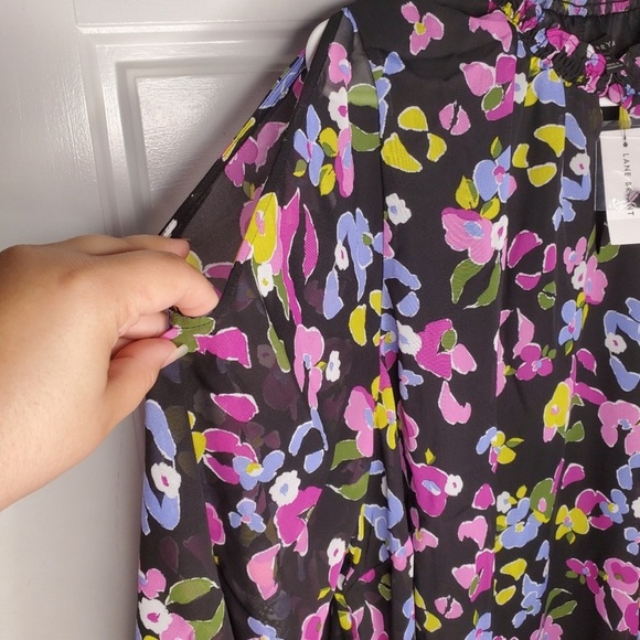 Lane Bryant Colorful Floral Mock Neck Cold Shoulder Lace Blouse Plus Size 20 NWT - Picture 4 of 8